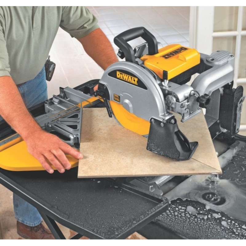 Дисковый настольный плиткорез DeWALT D24000 1600Вт