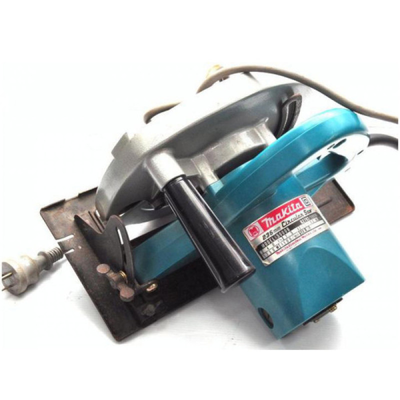 Дисковая пила Makita N5900B