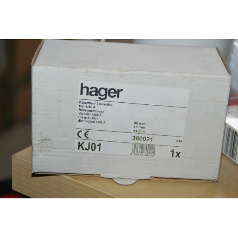 Блок разветвительный Hager 160A (вход 4х50мм2; выход 3х35мм2+8х16мм2)