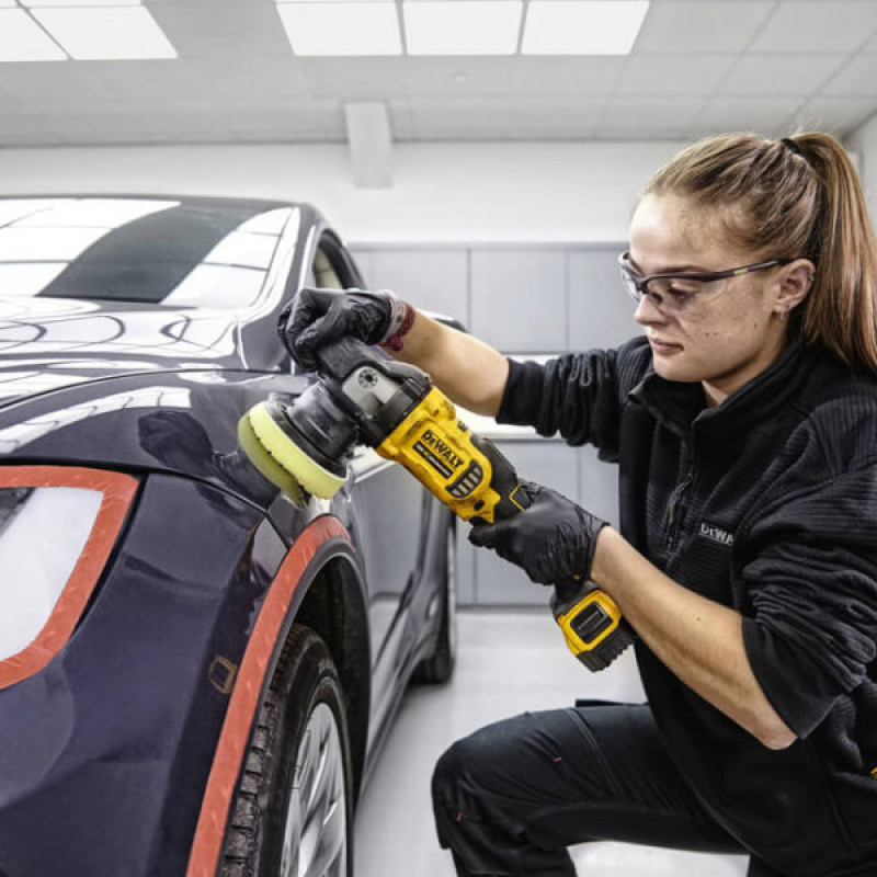 Аккумуляторная бесщеточная полировальная машина DeWALT DCM848N XR Li-Ion 18 В 2000-5500 об/мин