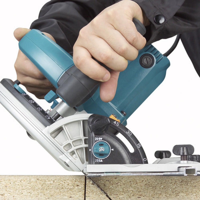 Занурювальна пилка Makita SP6000J