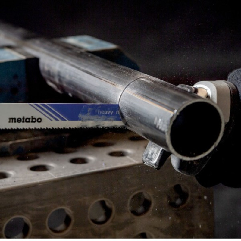 Аккумуляторная сабельная пила Metabo SSEP 18 LTX BL MVT (602258810)
