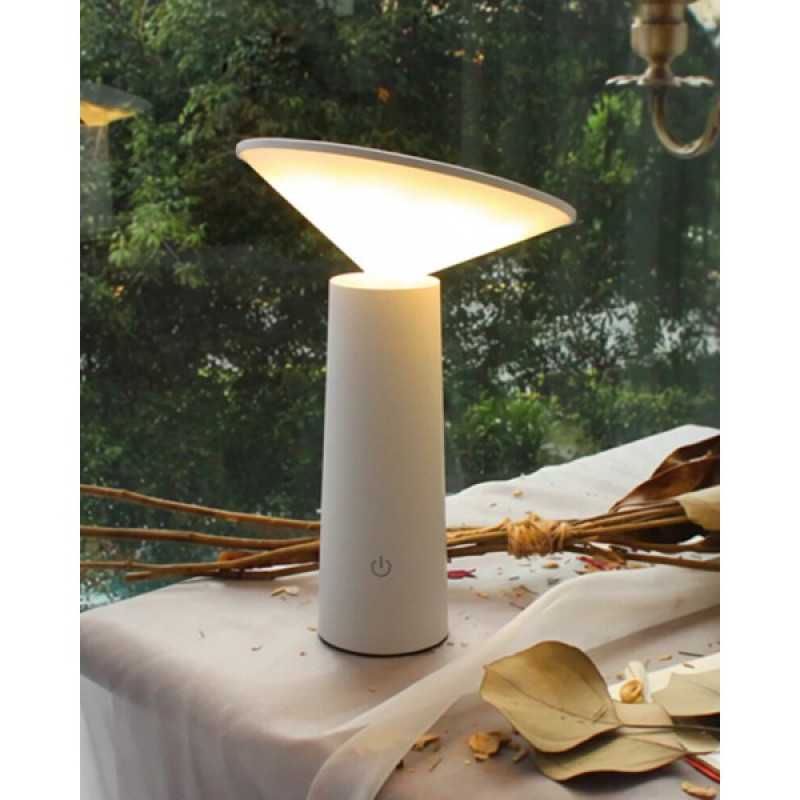 Настільна лампа з акумулятором Kloodi TA-5V RIO CCT WH Led 1x5W 2700K-6500K IP20