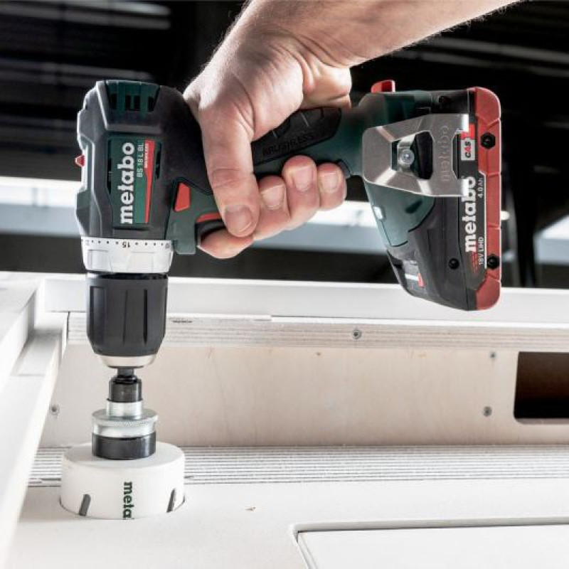 Аккумуляторная дрель-шуруповерт Metabo BS 18 L BL 18В 0-550/0-1850 об/мин 1-13мм (613155850)