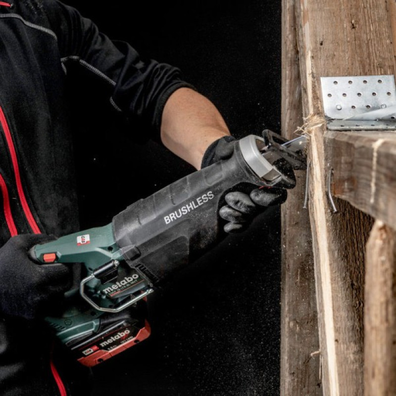 Аккумуляторная сабельная пила Metabo SSEP 18 LTX BL MVT (602258850)