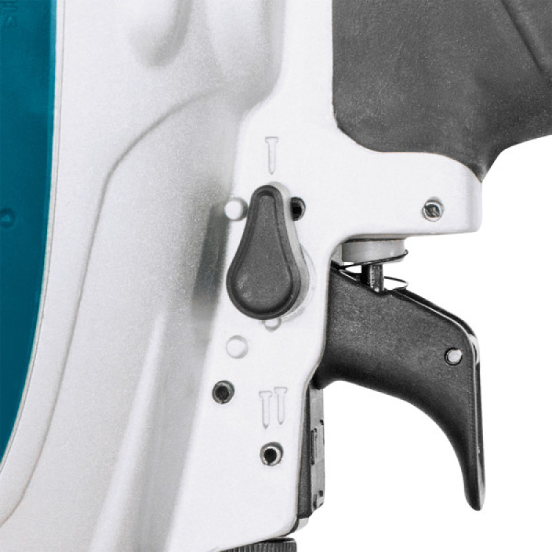 Пневматичний безщітковий степлер Makita AF635 32-64мм 15 Ga