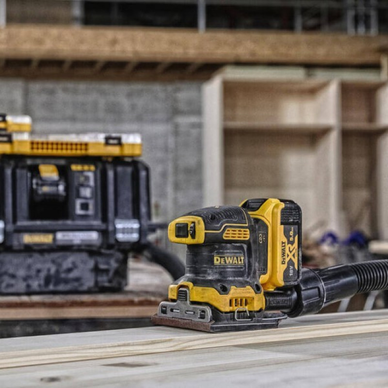Вибрационная шлифмашина DeWALT DCW200N XR Li-Ion 18В 8000-13500об/мин