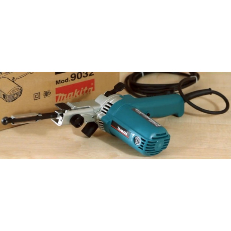 Ленточная шлифмашина Makita 9032 500Вт