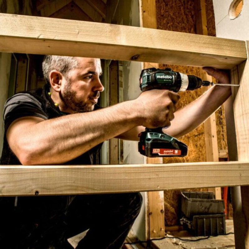 Аккумуляторная дрель-шуруповерт бесщеточная Metabo BS 18 LT BL 18В быстросменный патрон (602325890)