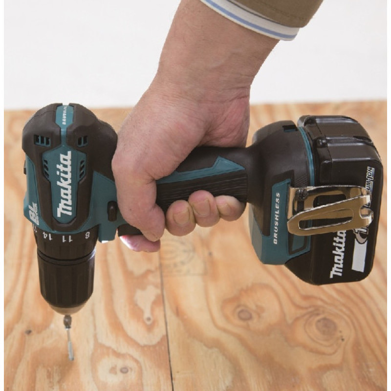 Аккумуляторный шуруповерт Makita DDF484Z 18В