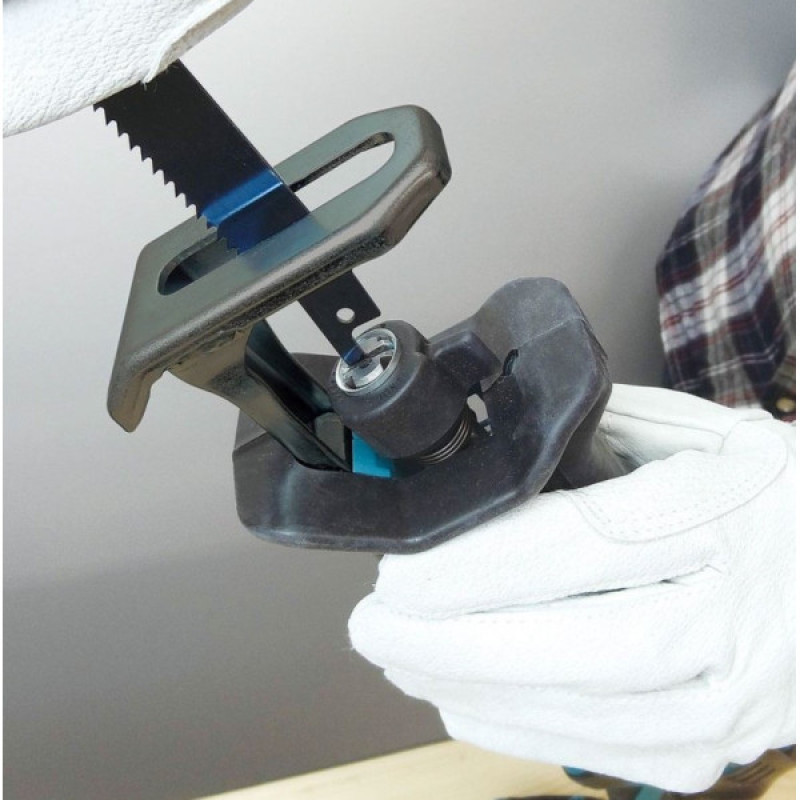 Аккумуляторная ножовка Makita DJR183Z 18В