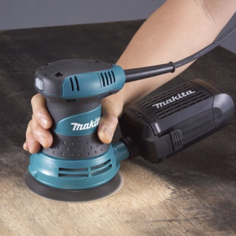Эксцентриковая шлифмашинка Makita BO5031 300Вт