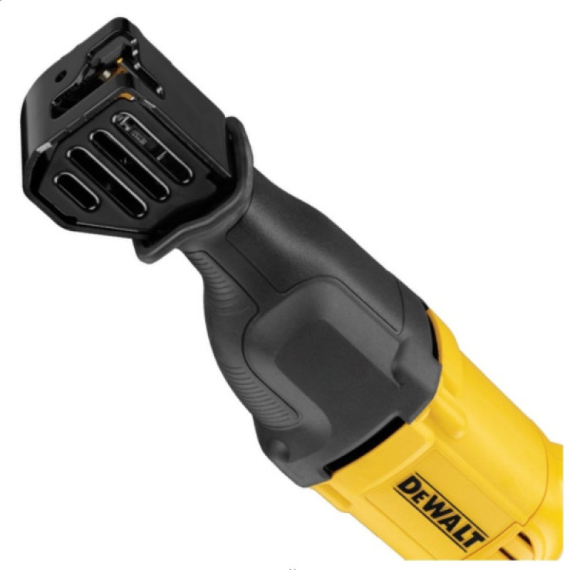 Сабельная пила DeWALT DWE305PK
