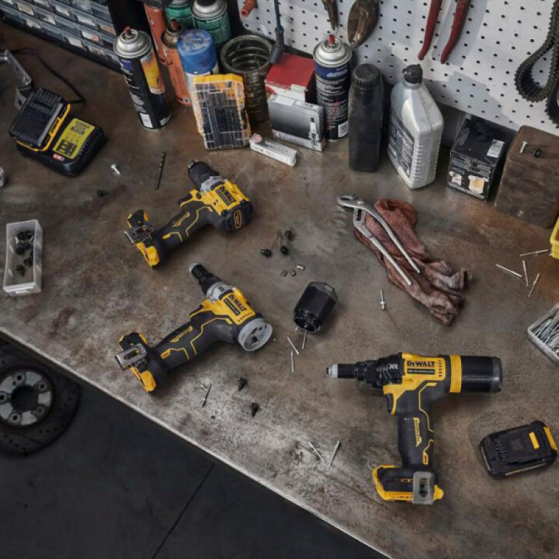 Безщітковий заклепочник DeWALT DCF414NT XR Li-Ion 18 В ∅4мм