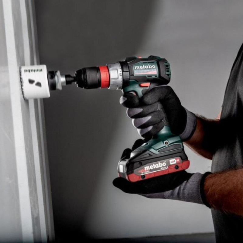 Аккумуляторная дрель-шуруповерт бесщеточная Metabo BS 18 LT BL Q 2x4Ач (602334800)