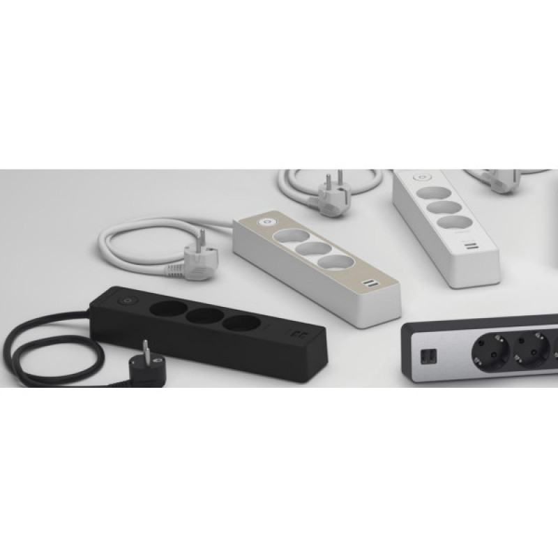 Подовжувач Schneider Electric ST943U1B на 3 місця та 2хUSB (1,5м) чорний