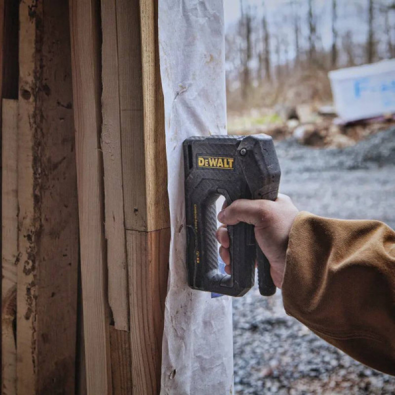 Степлер DeWALT DWHT80276-0 CARBON FIBRE для скоб типа "G" 6-14мм и гвоздей типа "J" 12, 15мм